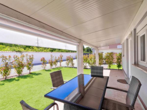 Garden View Holiday Home in Banjole near Beach and Boat Excursions